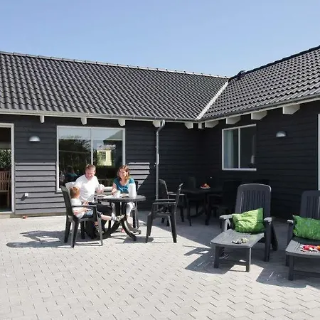 Sleeps 20 Pool Wifi Bagenkop